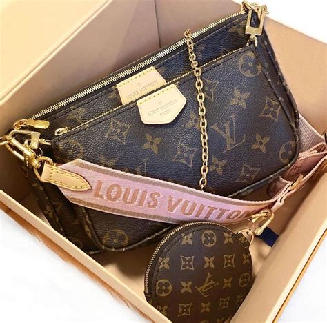 fake louis vuitton purse in newyorm|louis vuitton knockoff vs real.